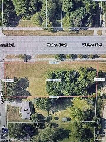 0.95 Acres of Residential Land for Sale in Pontiac, Michigan