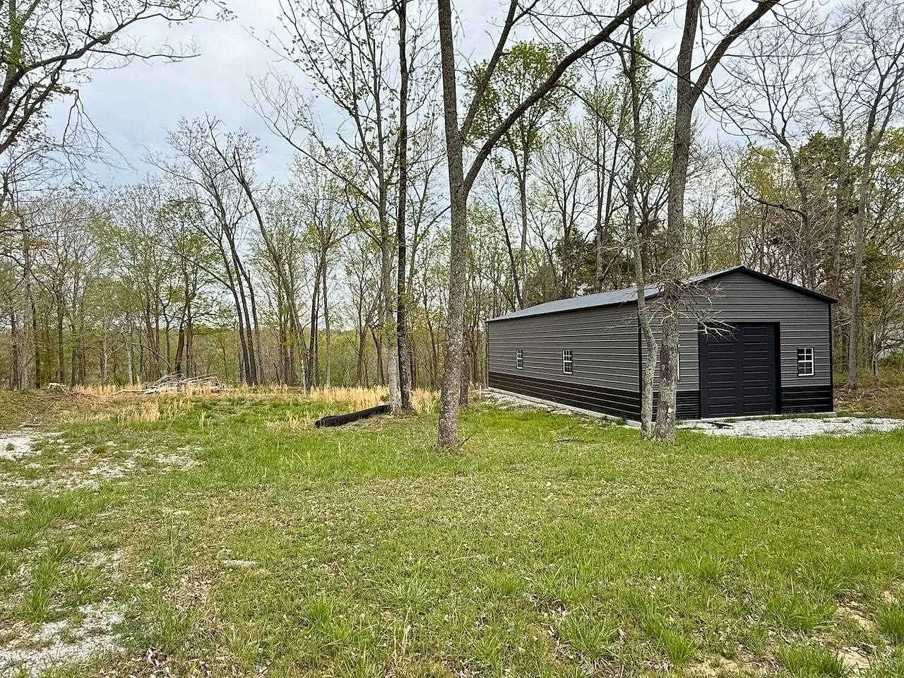 0.86 Acres of Residential Land for Sale in Lewisburg, Kentucky