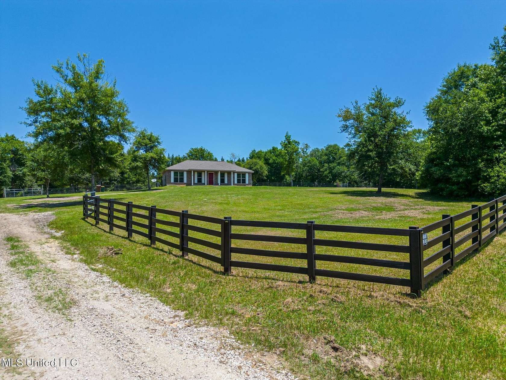 20 Acres of Land with Home for Sale in Gulfport, Mississippi