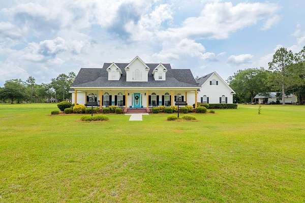 5 Acres of Residential Land with Home for Sale in Lakeland, Georgia