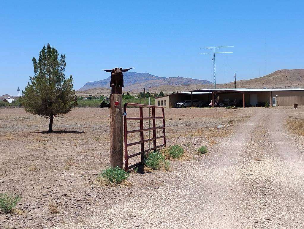 4 Acres of Residential Land with Home for Sale in Fort Davis, Texas