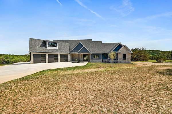 1.5 Acres of Residential Land with Home for Sale in Bertram, Texas