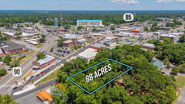 0.88 Acres of Mixed-Use Land for Sale in Crestview, Florida