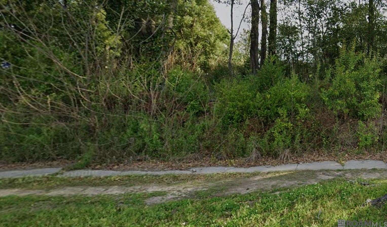 0.7 Acres of Land for Sale in Baton Rouge, Louisiana