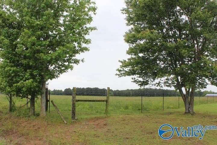 26.6 Acres of Agricultural Land for Sale in Grove Oak, Alabama
