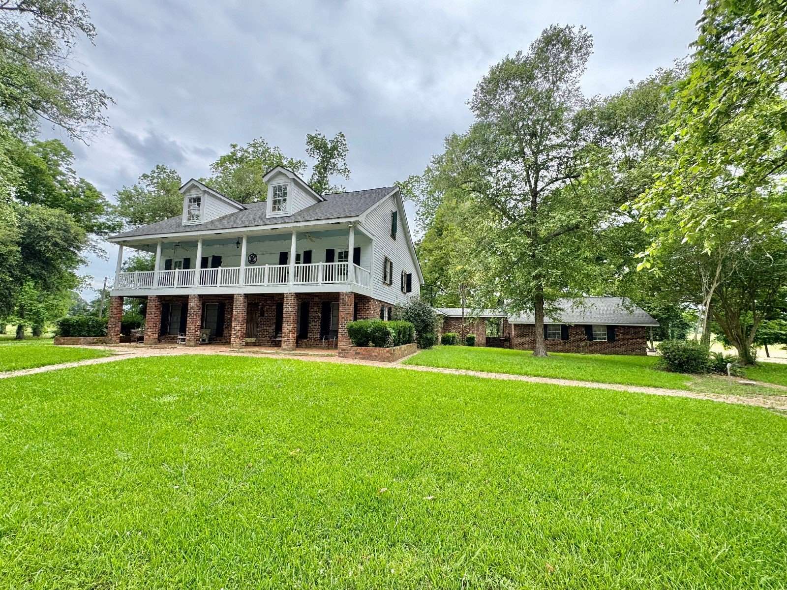 25 Acres of Recreational Land with Home for Sale in Jonesville, Louisiana