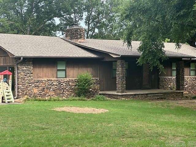 1.8 Acres of Residential Land with Home for Sale in Morrilton, Arkansas