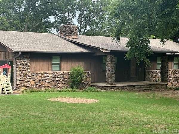 1.8 Acres of Residential Land with Home for Sale in Morrilton, Arkansas