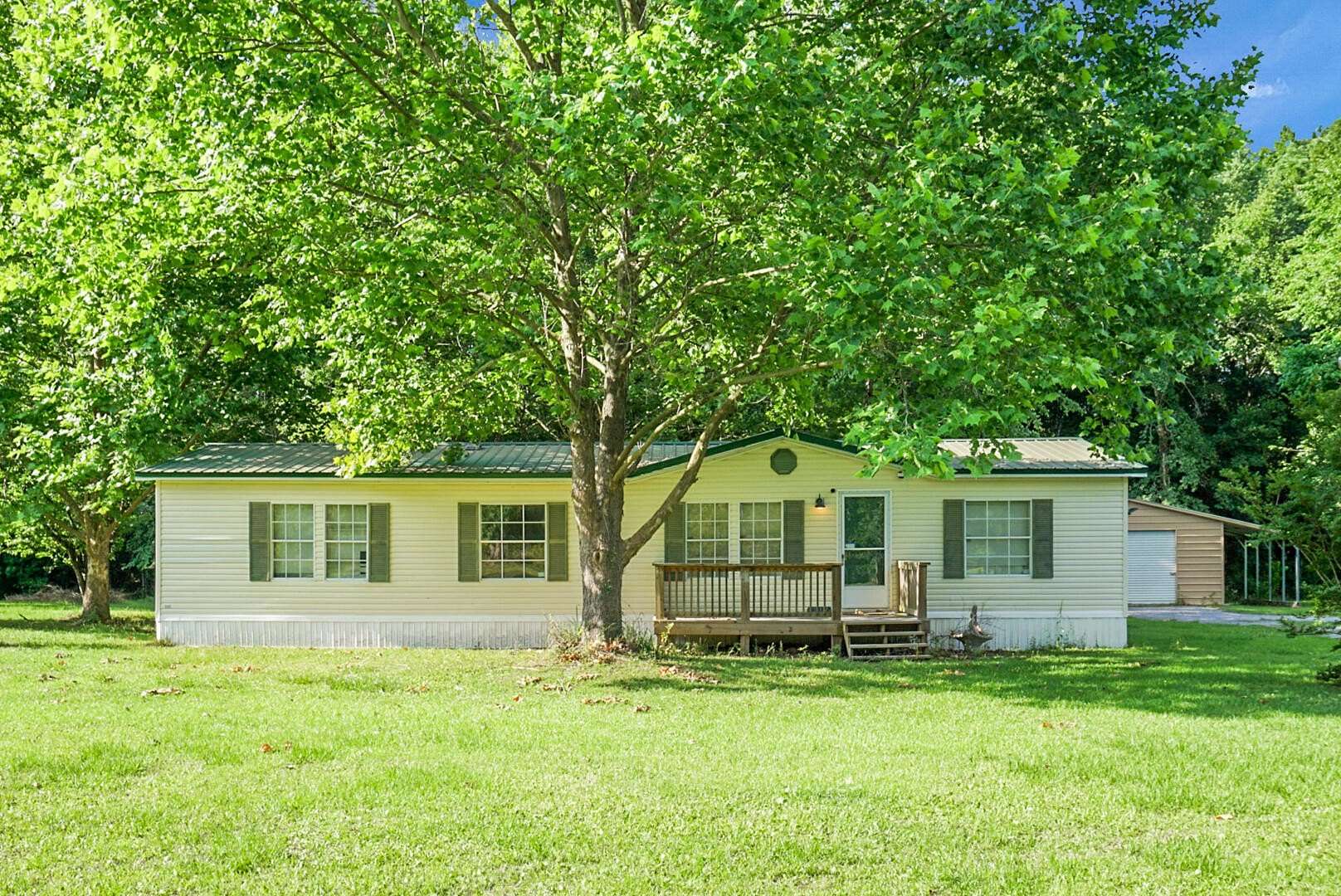 4 Acres of Residential Land with Home for Sale in Moncks Corner, South Carolina