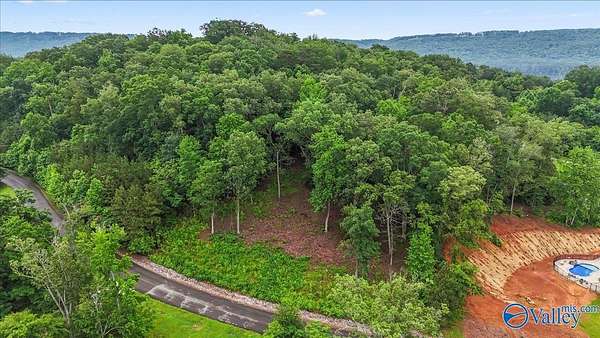 0.87 Acres of Land for Sale in Scottsboro, Alabama