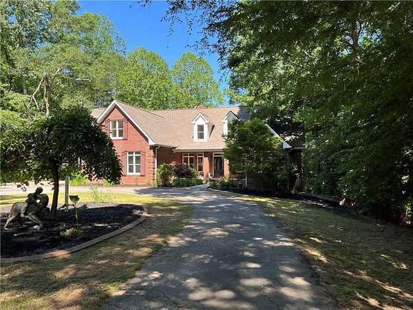 6 Acres of Residential Land with Home for Sale in Jefferson, Georgia