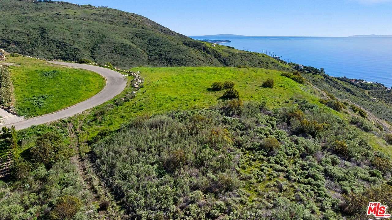 35.3 Acres of Land for Sale in Malibu, California