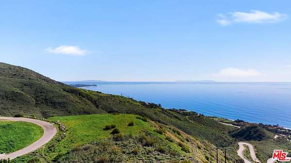 35.3 Acres of Land for Sale in Malibu, California