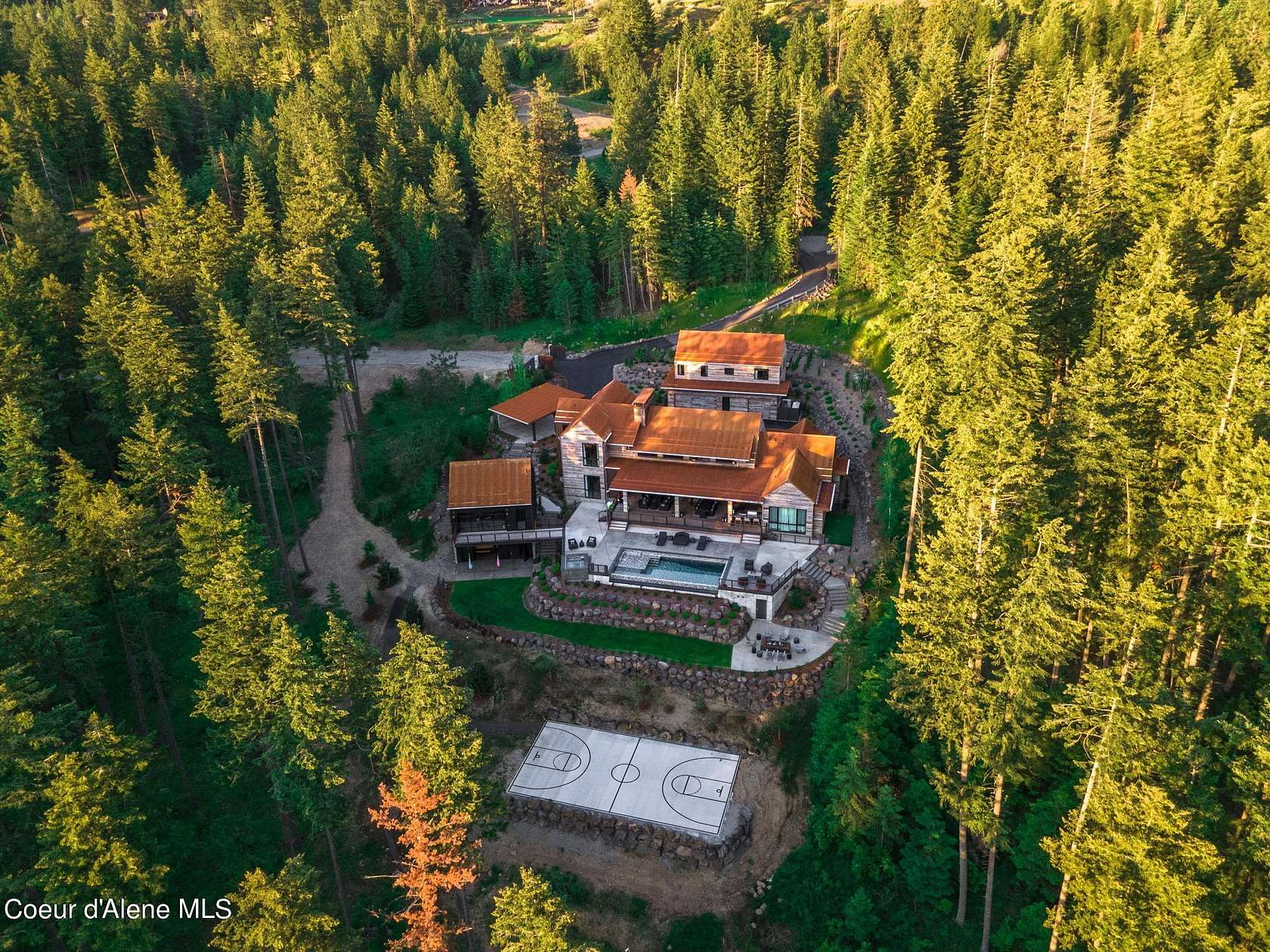 3.27 Acres of Residential Land with Home for Sale in Harrison, Idaho