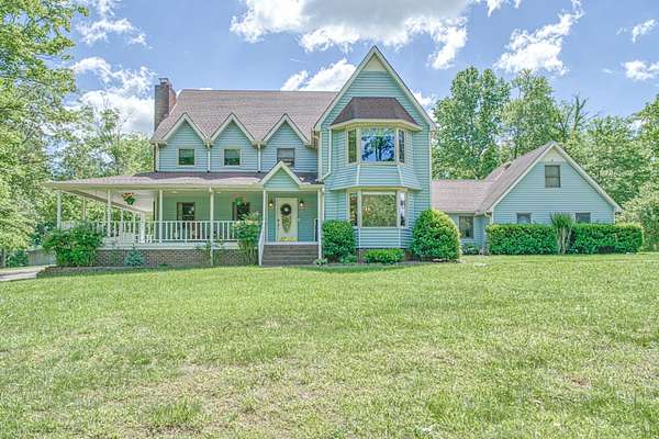 10 Acres of Land with Home for Sale in Cookeville, Tennessee