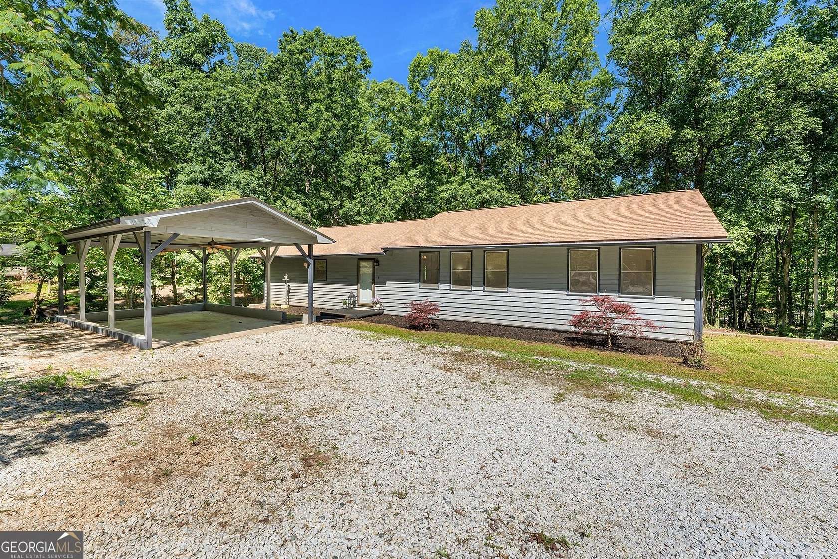 1.63 Acres of Residential Land with Home for Sale in Martin, Georgia