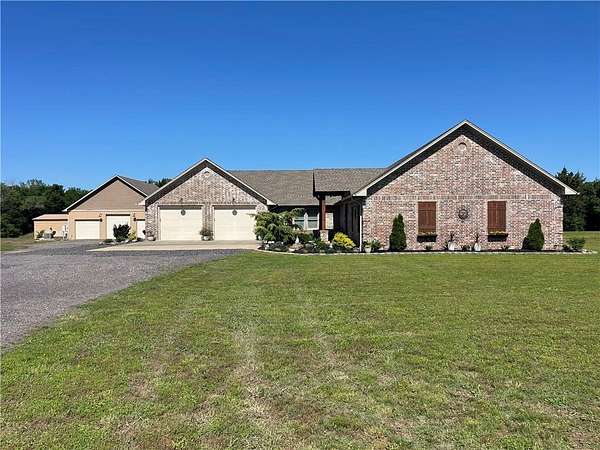 41 Acres of Agricultural Land with Home for Sale in Danville, Arkansas