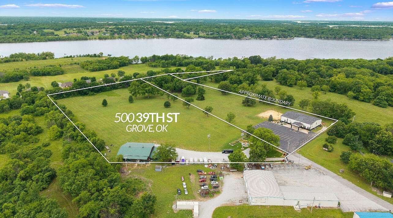15 Acres of Improved Mixed-Use Land for Sale in Grove, Oklahoma