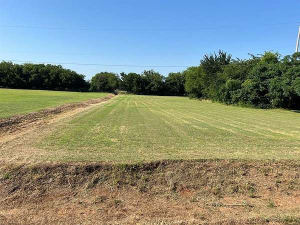 0.75 Acres of Residential Land for Sale in Pilot Point, Texas