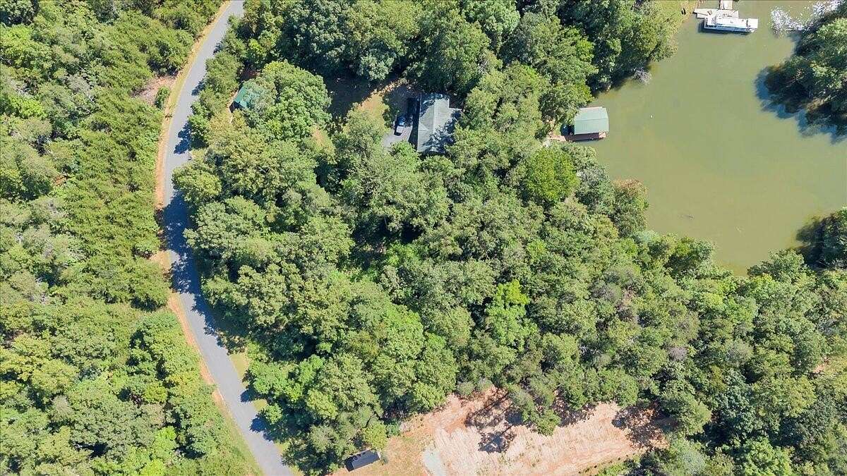 2.75 Acres of Residential Land for Sale in Moneta, Virginia