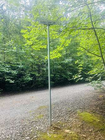 2.32 Acres of Land for Sale in Middlesboro, Kentucky