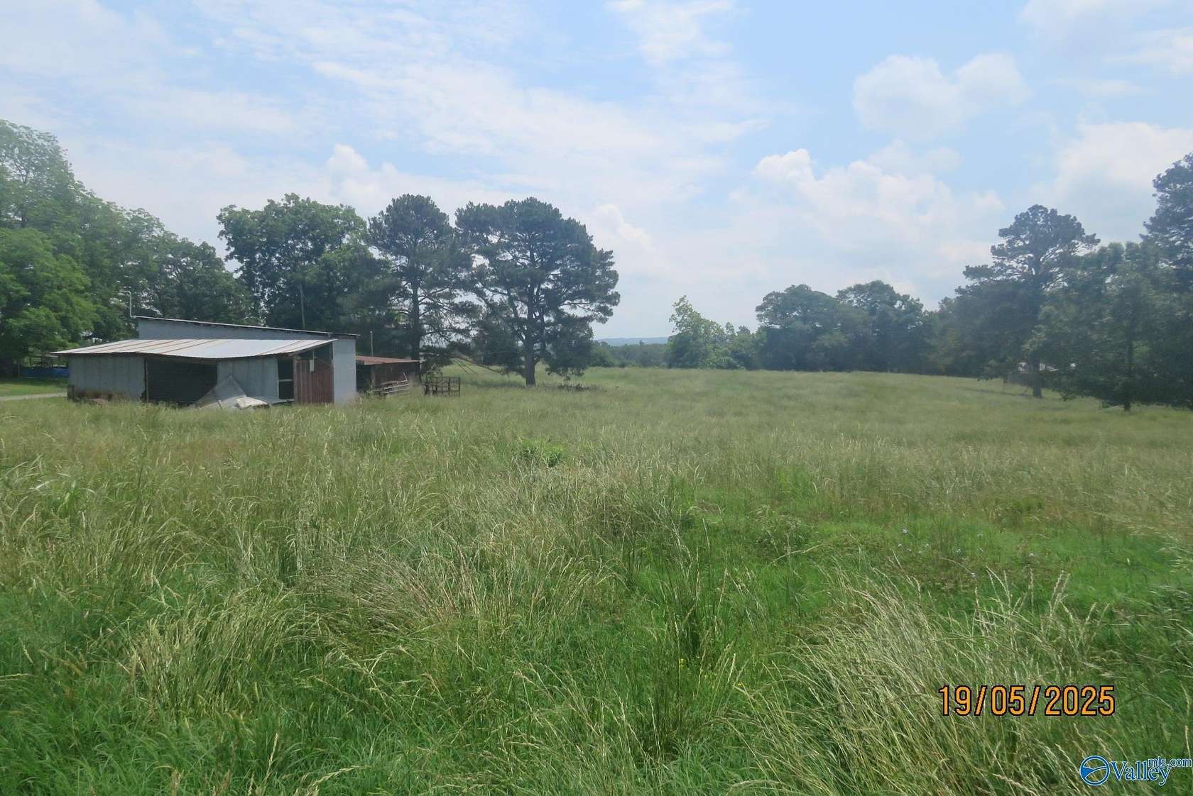 32 Acres of Recreational Land for Sale in Boaz, Alabama