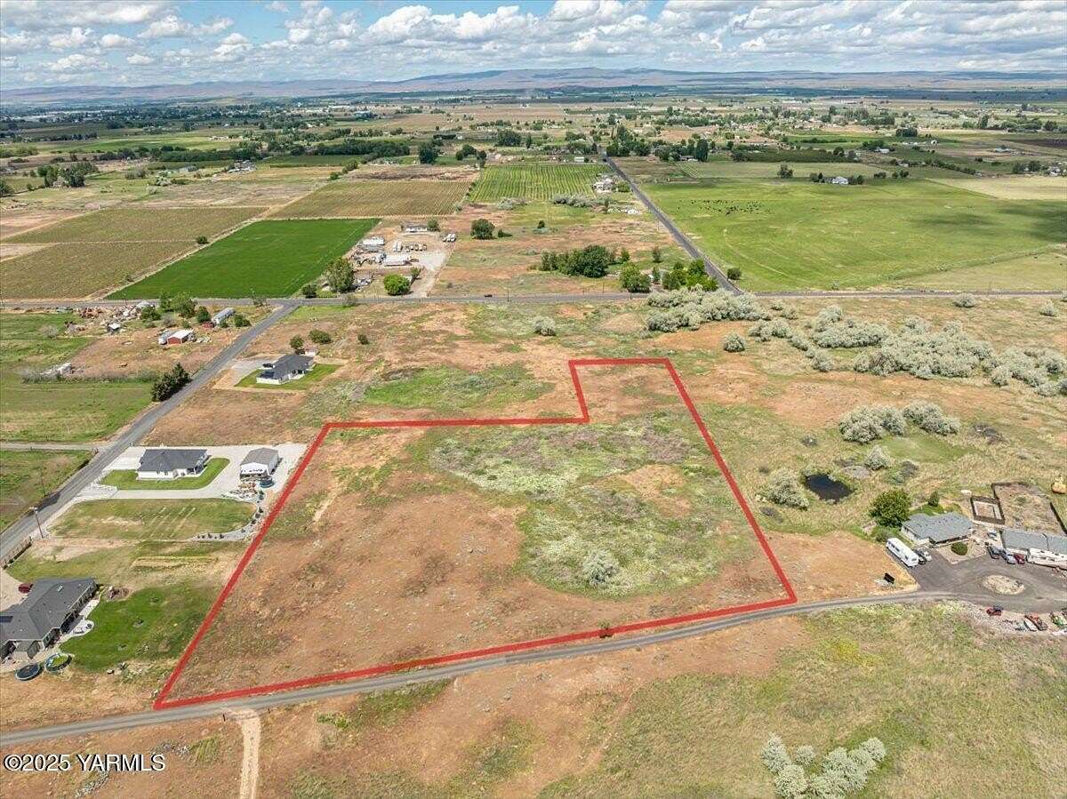5 Acres of Residential Land for Sale in Prosser, Washington