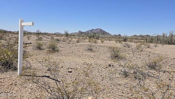 1 Acre of Residential Land for Sale in Tonopah, Arizona