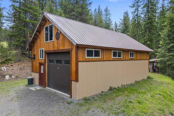 6.13 Acres of Residential Land with Home for Sale in Colville, Washington