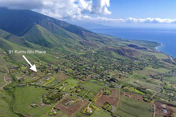 2 Acres of Residential Land with Home for Sale in Lahaina, Hawaii