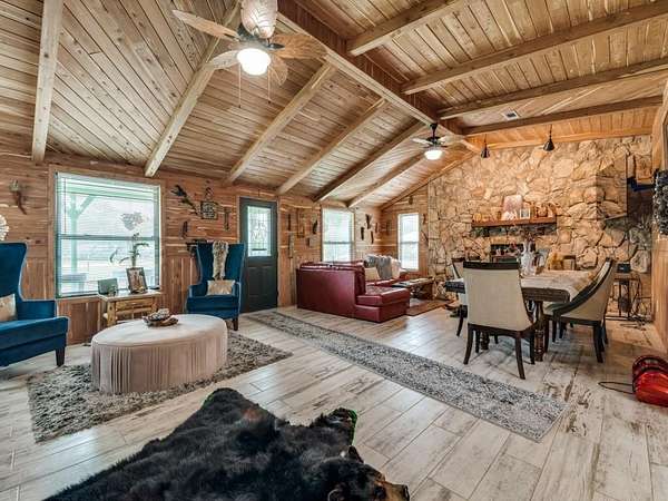 10 Acres of Residential Land with Home for Sale in Mabank, Texas