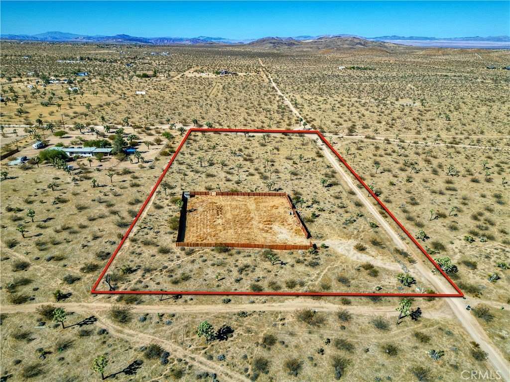 5 Acres of Residential Land for Sale in Yucca Valley, California