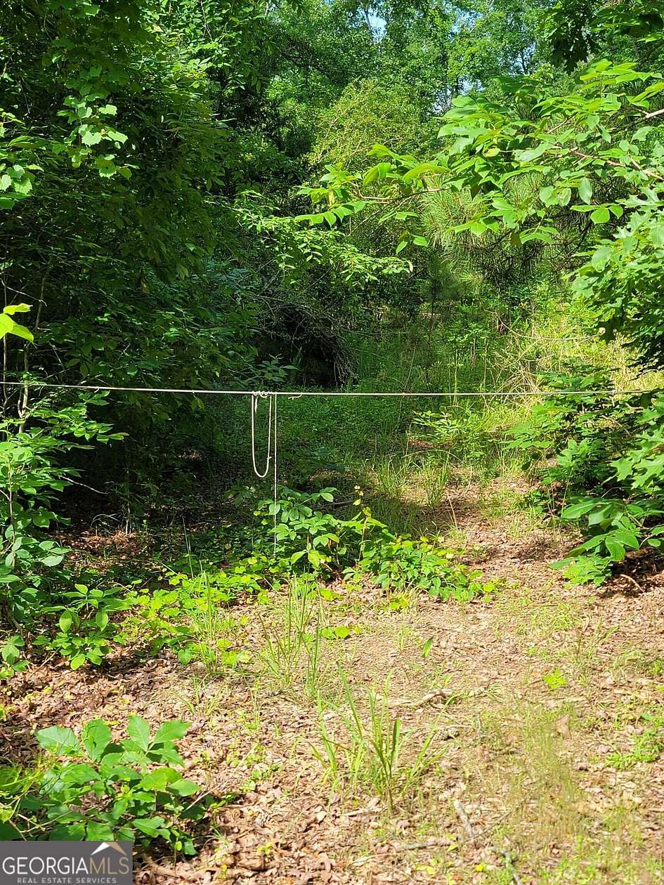 8 Acres of Residential Land for Sale in Locust Grove, Georgia