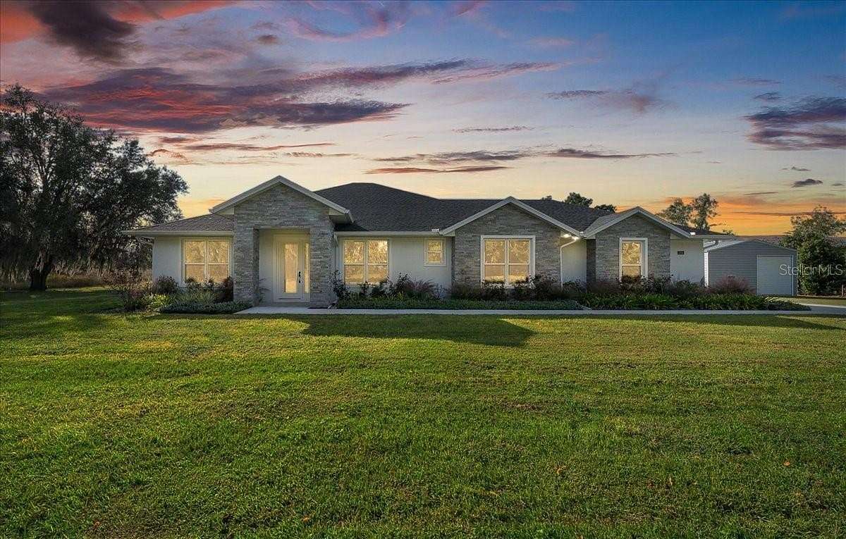 6 Acres of Land with Home for Sale in Ocala, Florida