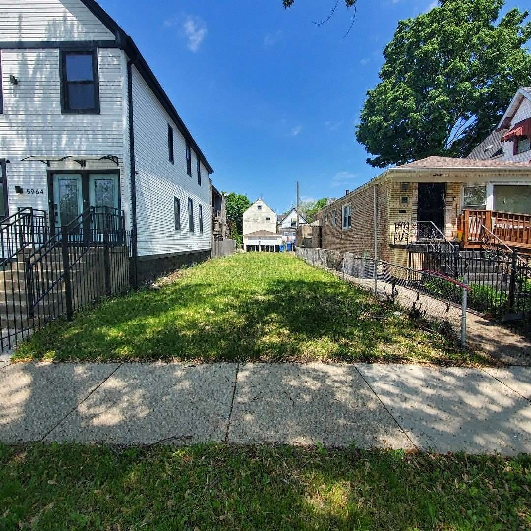 0.07 Acres of Residential Land for Sale in Chicago, Illinois
