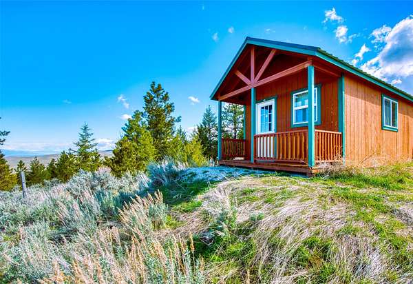 20 Acres of Land for Sale in Corvallis, Montana