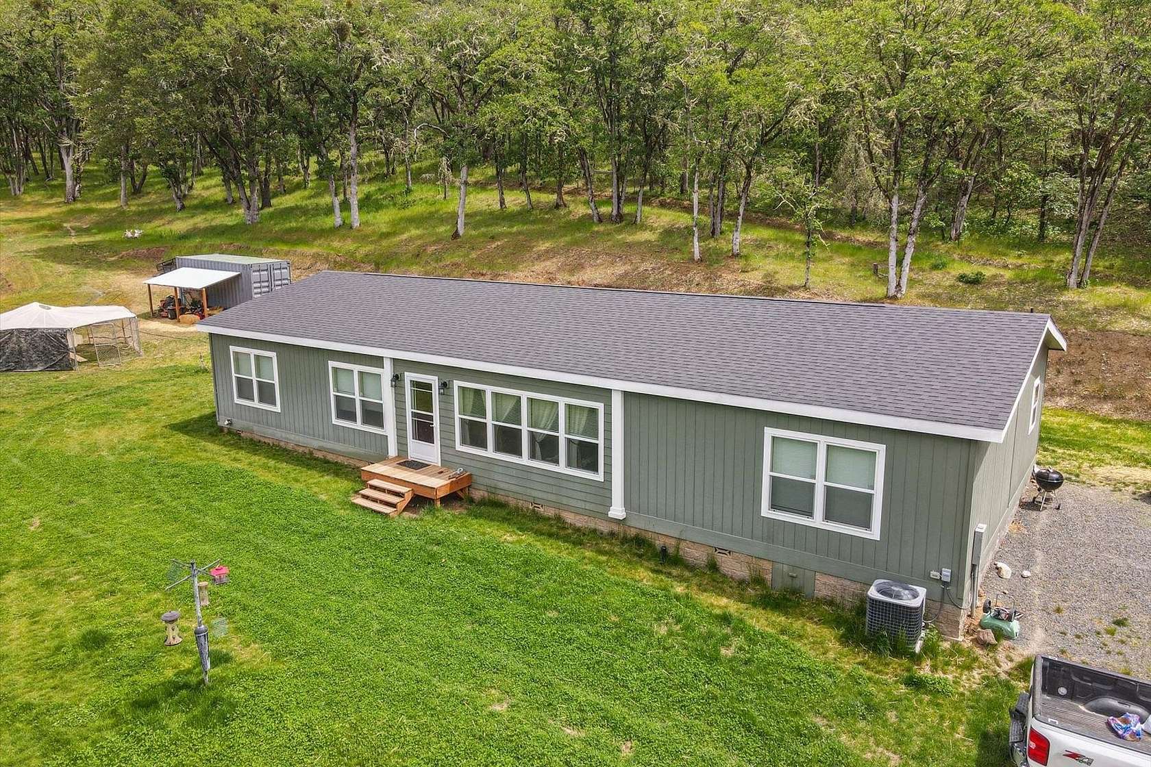 10 Acres of Land with Home for Sale in Gold Hill, Oregon