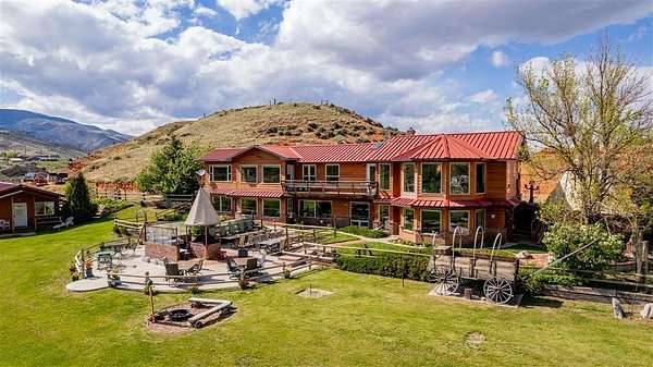 33 Acres of Land with Home for Sale in Cody, Wyoming