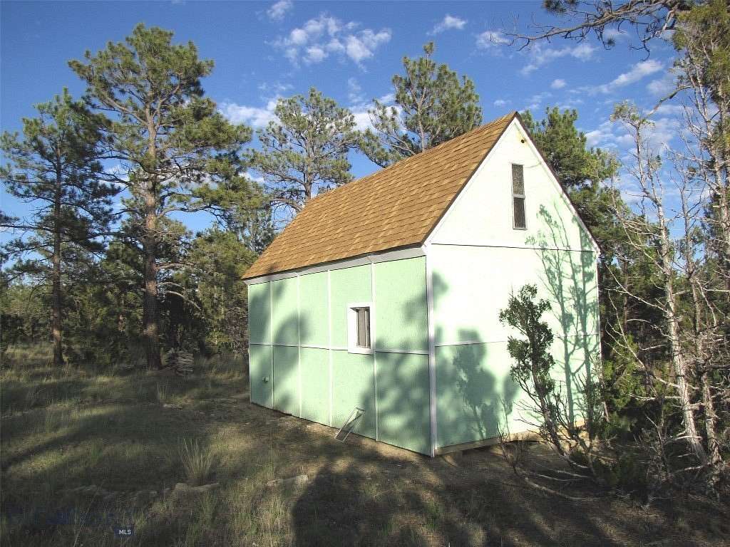 12.7 Acres of Recreational Land for Sale in Roundup, Montana