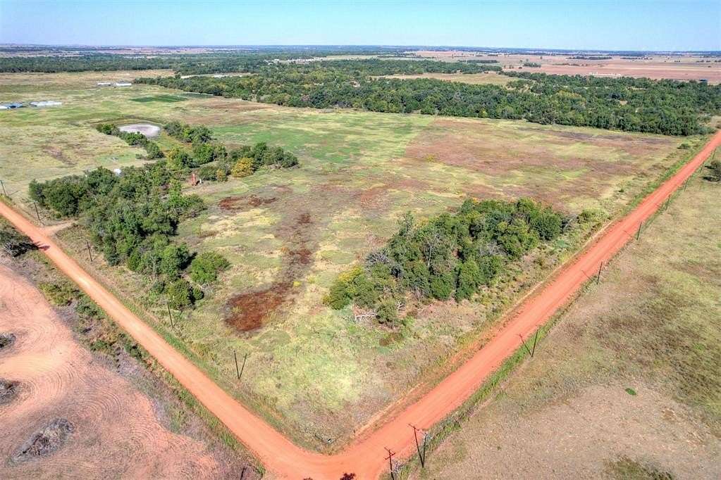 20 Acres of Land for Sale in Crescent, Oklahoma
