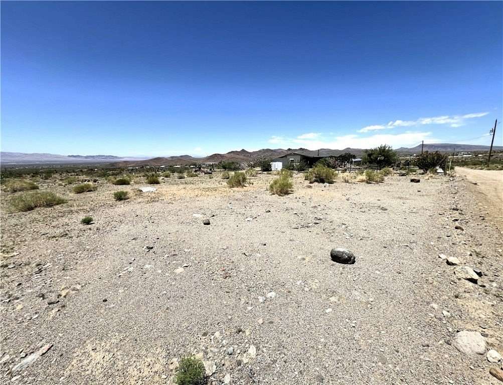 1.25 Acres of Land for Sale in Dolan Springs, Arizona