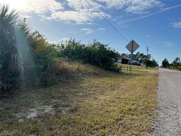 0.25 Acres of Residential Land for Sale in Lehigh Acres, Florida
