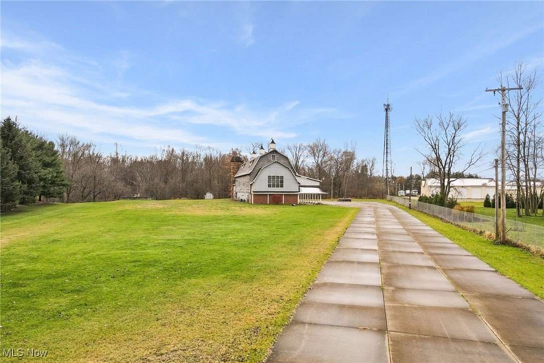 2.87 Acres of Mixed-Use Land for Sale in Elyria, Ohio