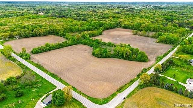 5 Acres of Residential Land for Sale in Lapeer, Michigan