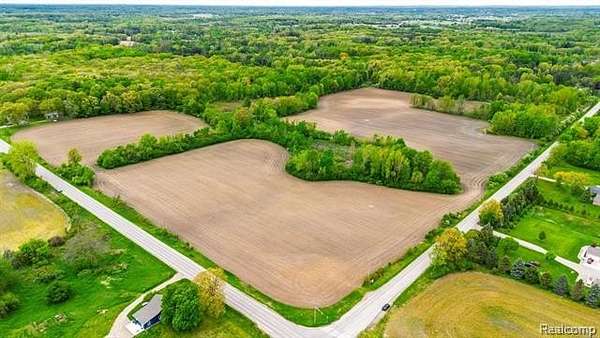 5 Acres of Residential Land for Sale in Lapeer, Michigan
