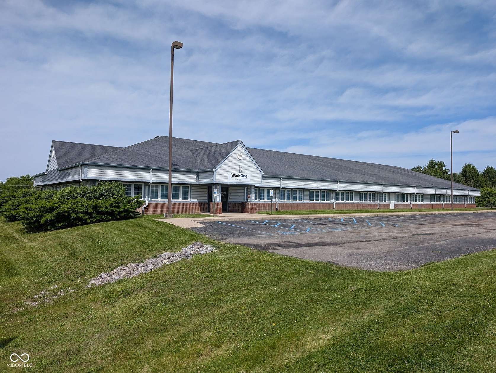 2.25 Acres of Improved Commercial Land for Sale in Anderson, Indiana