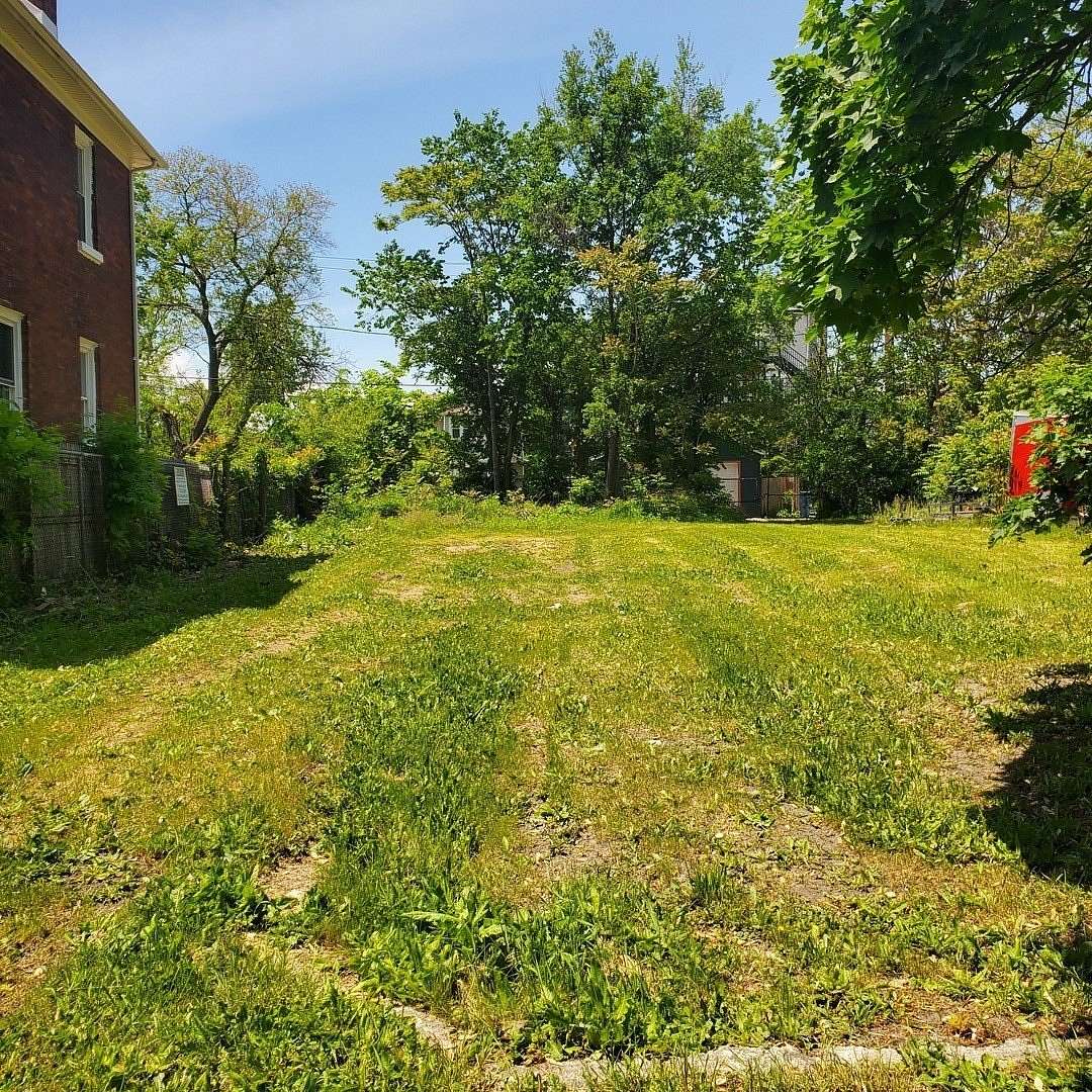 0.08 Acres of Residential Land for Sale in Chicago, Illinois