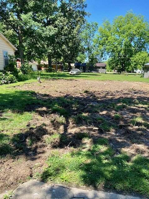 0.17 Acres of Land for Sale in Dexter, Missouri