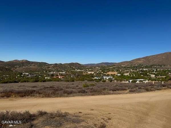 7.39 Acres of Land for Sale in Acton, California