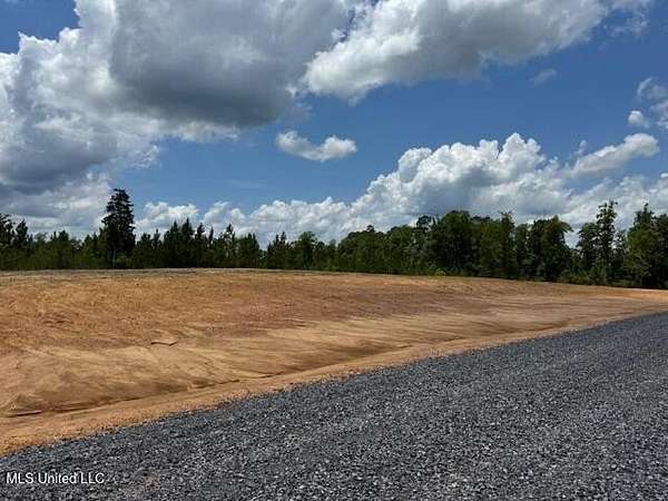 10 Acres of Land for Sale in Kiln, Mississippi